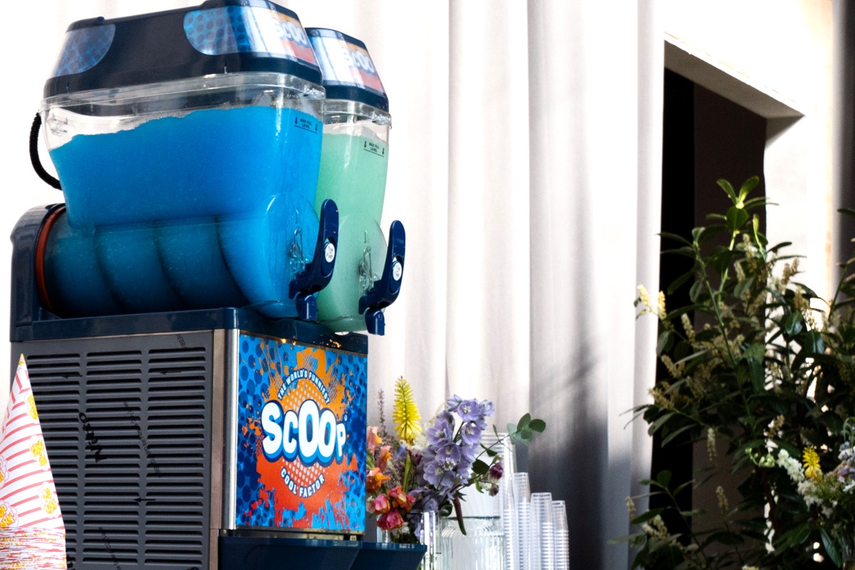 8 lækre opskrifter på iskolde drinks til din fest – Lavet i en Slush Ice maskine
